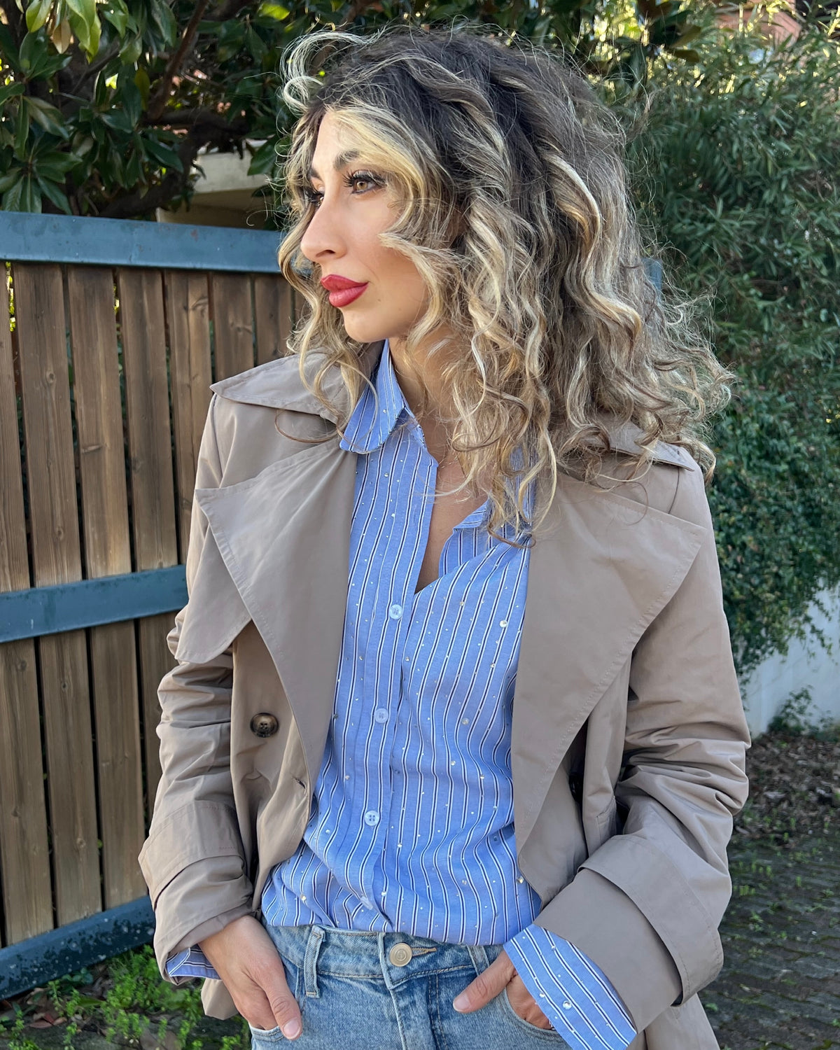 Trench corto