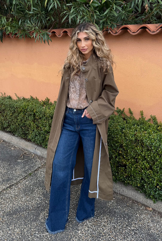 Jeans stright leg sfrangiato