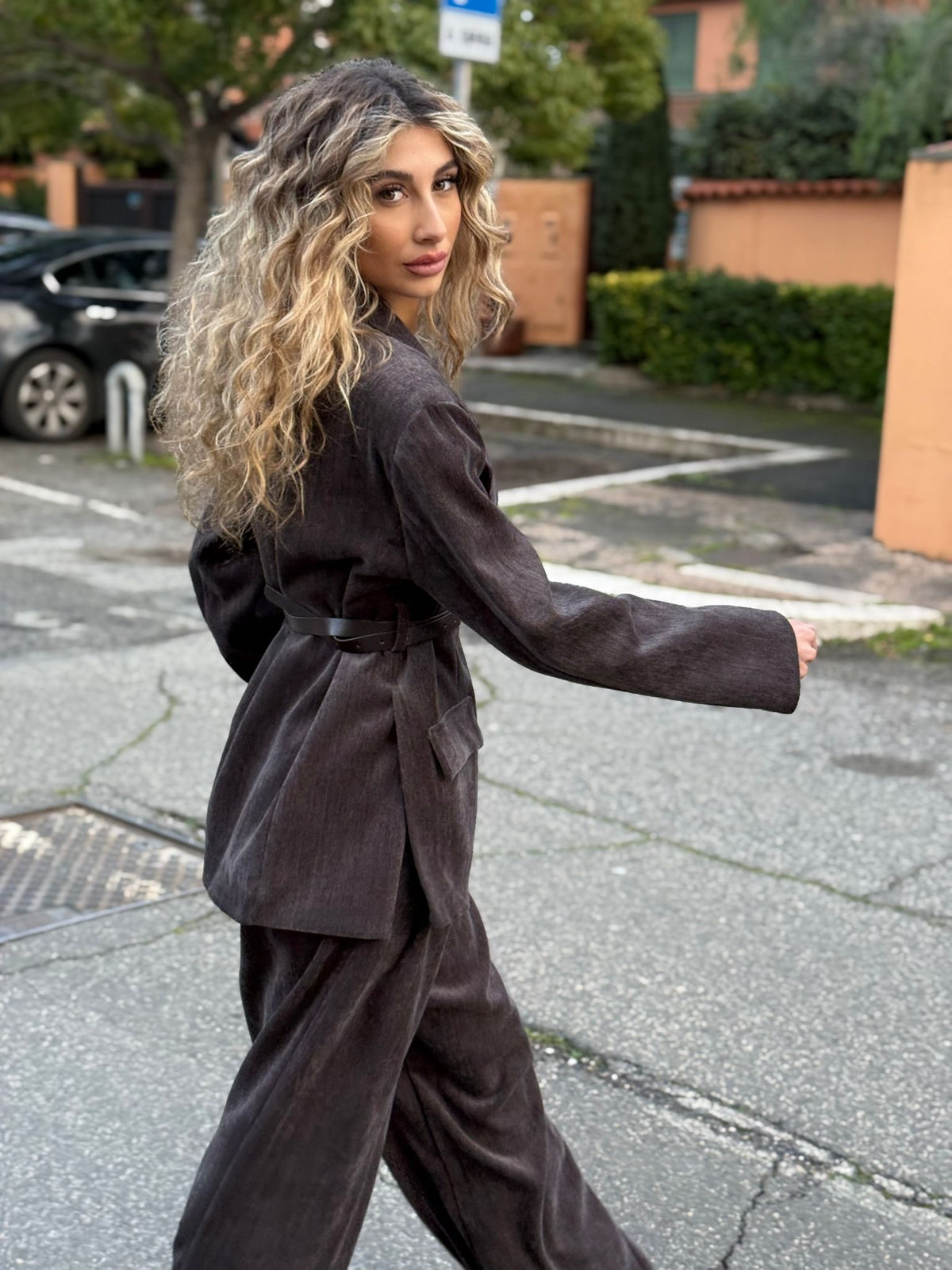 Pantalone con elastico sul retro