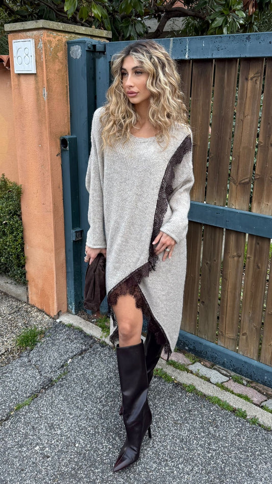 Maxi abito in morbida maglia di lana e viscosa