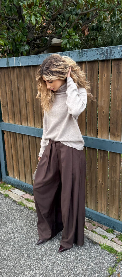 Maglia in viscosa collo alto