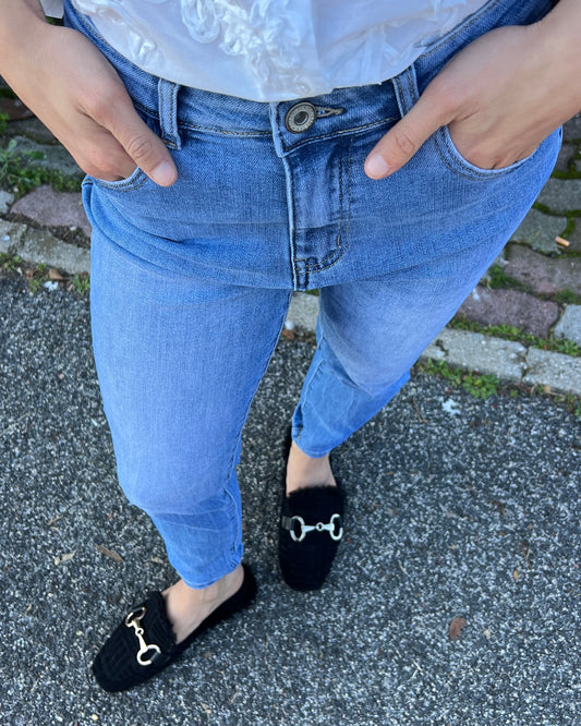 Jeans sigaretta lavaggio medio chiaro