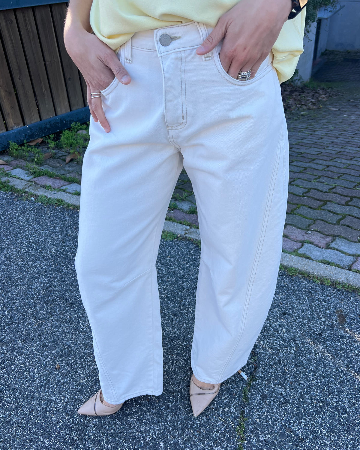 Jeans barrel leg