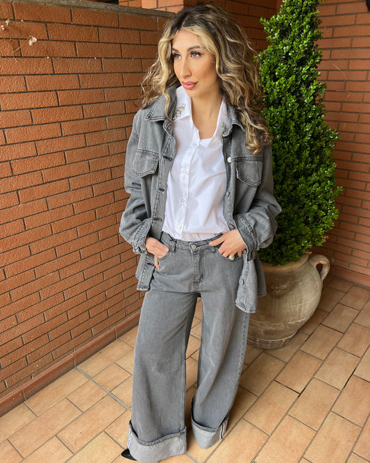 Jeans palazzo con risvolto